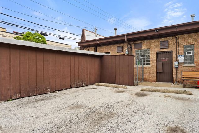 10004 S Kedzie Avenue, Evergreen Park, IL 60805