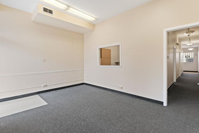 10004 S Kedzie Avenue, Evergreen Park, IL 60805
