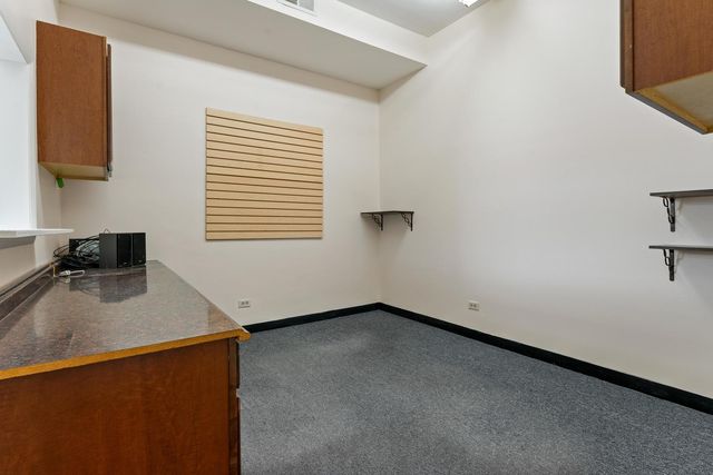 10004 S Kedzie Avenue, Evergreen Park, IL 60805