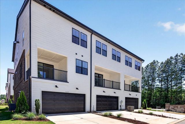 12015 Elsa Lane, Charlotte, NC 28277