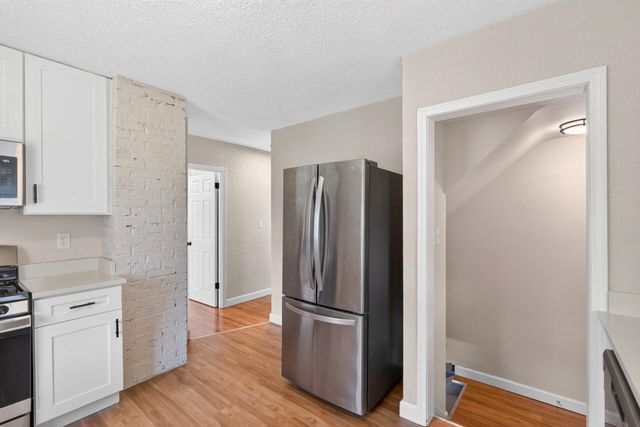 4823 Girard Avenue N, Minneapolis, MN 55430