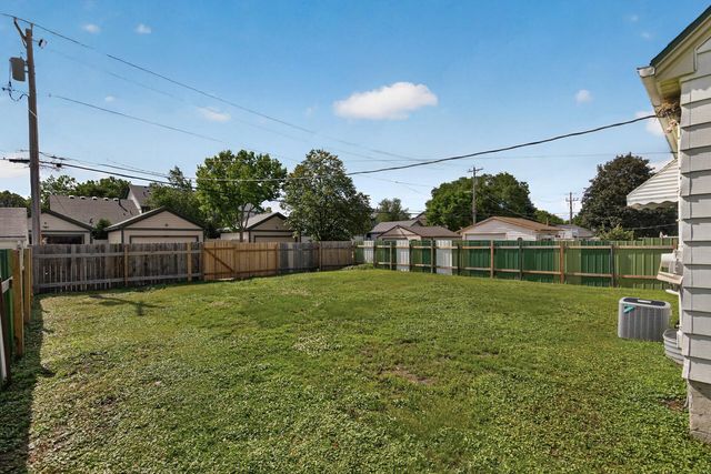 4823 Girard Avenue N, Minneapolis, MN 55430