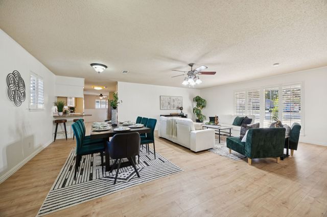 1505 Oak Glen Court, Arlington, TX 76012