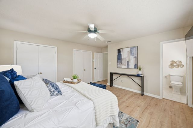 1505 Oak Glen Court, Arlington, TX 76012