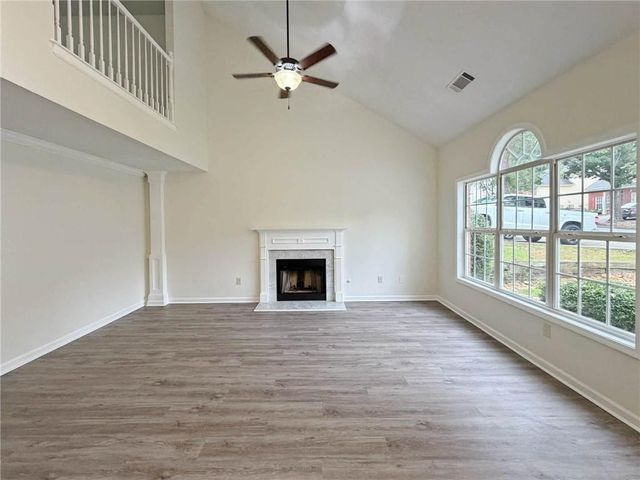 855 Minor Creek Way NW, Lilburn, GA 30047
