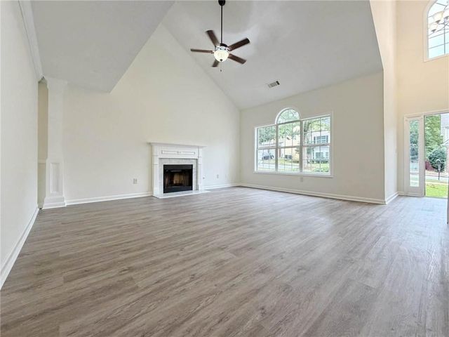 855 Minor Creek Way NW, Lilburn, GA 30047