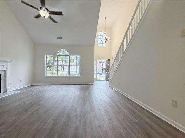 855 Minor Creek Way NW, Lilburn, GA 30047