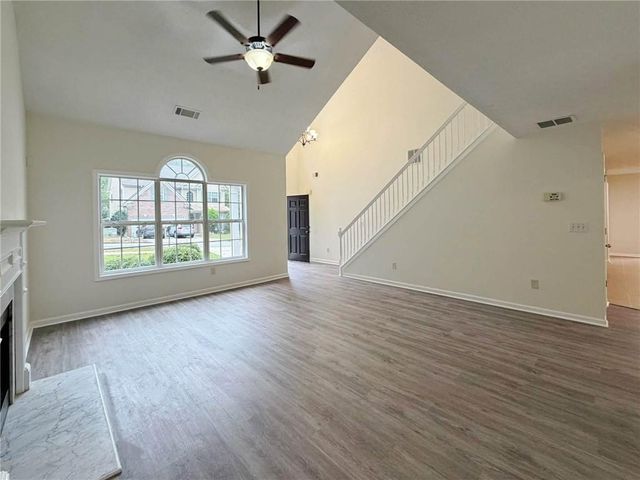 855 Minor Creek Way NW, Lilburn, GA 30047