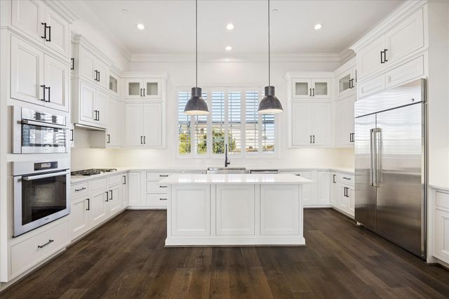 3850 Glen Arbor Drive, Houston, TX 77025