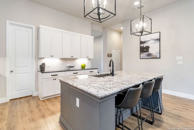 1030 Cadogan Squire, San Antonio, TX 78260