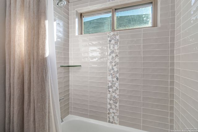 1030 Cadogan Squire, San Antonio, TX 78260