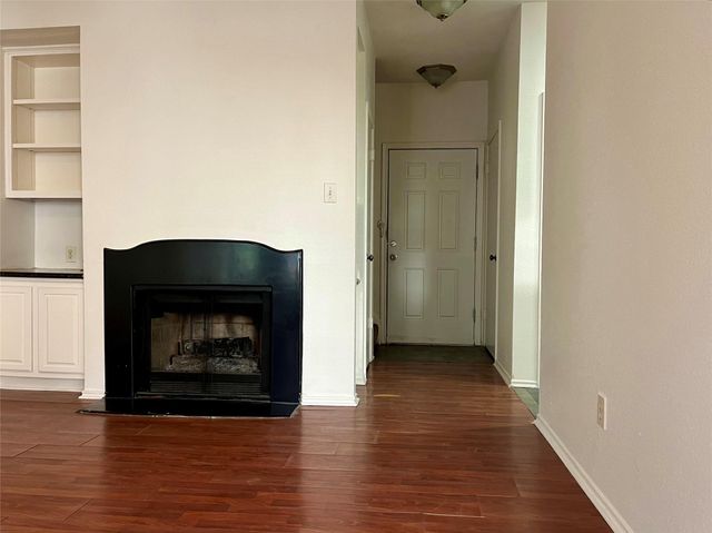 1103 Dulles Avenue 703, Stafford, TX 77477