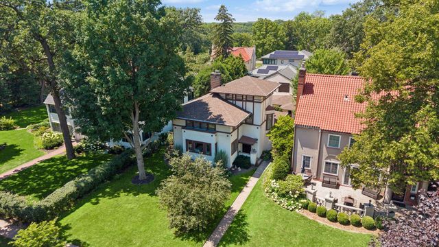 151 Woodlawn Avenue, Saint Paul, MN 55105