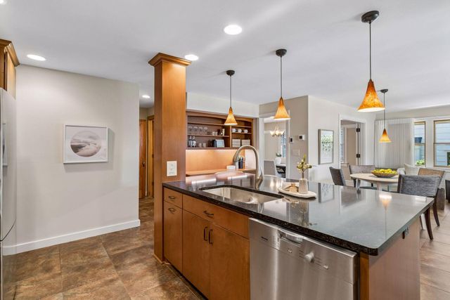 151 Woodlawn Avenue, Saint Paul, MN 55105