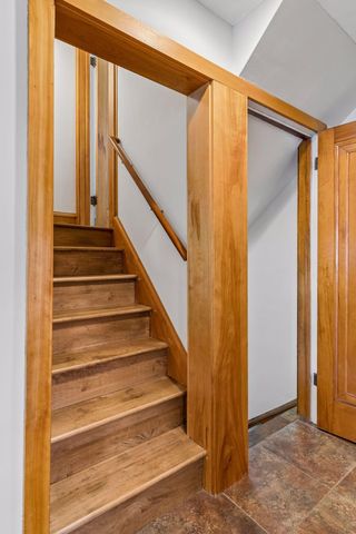 151 Woodlawn Avenue, Saint Paul, MN 55105