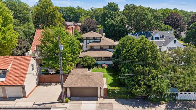 151 Woodlawn Avenue, Saint Paul, MN 55105