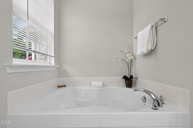 291 Joshua Glen Lane, Cary, NC 27519