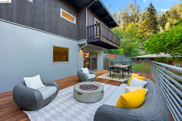 6476 Valley View Rd., Oakland, CA 94611