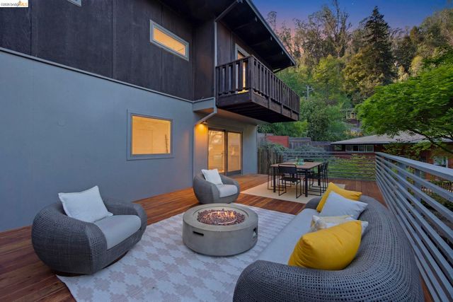 6476 Valley View Rd., Oakland, CA 94611