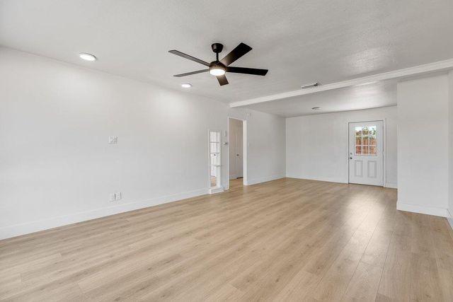 6650 40th Ave, Sacramento, CA 95824