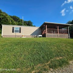 1911 Branam Hill Rd, Jellico, TN 37762