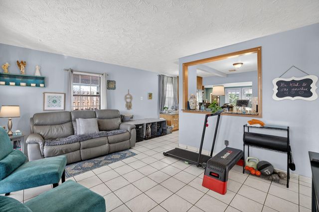 131 SW 7th Terrace, Hallandale Beach, FL 33009