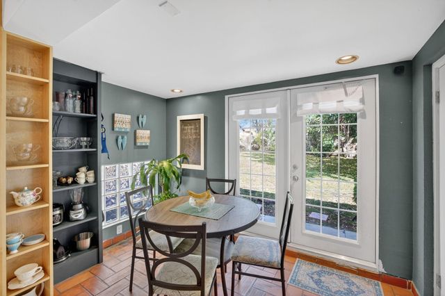 131 SW 7th Terrace, Hallandale Beach, FL 33009