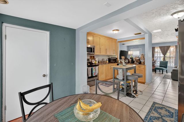 131 SW 7th Terrace, Hallandale Beach, FL 33009