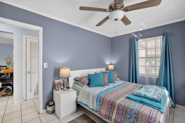 131 SW 7th Terrace, Hallandale Beach, FL 33009