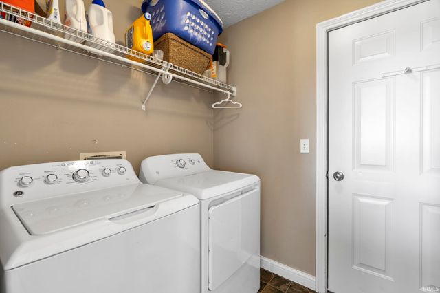 3896 E Hiawatha Court, Monticello, IN 47960