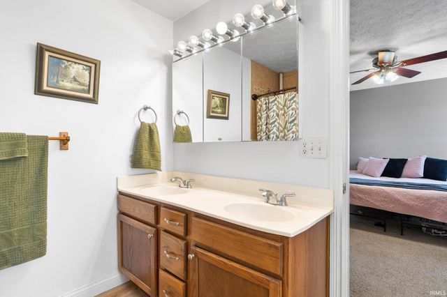 3896 E Hiawatha Court, Monticello, IN 47960