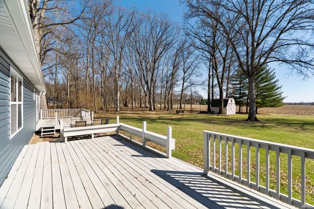 3896 E Hiawatha Court, Monticello, IN 47960