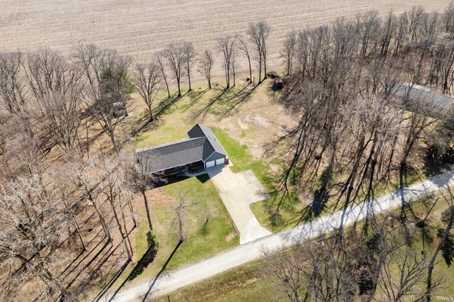 3896 E Hiawatha Court, Monticello, IN 47960