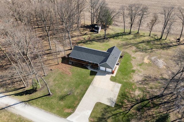 3896 E Hiawatha Court, Monticello, IN 47960