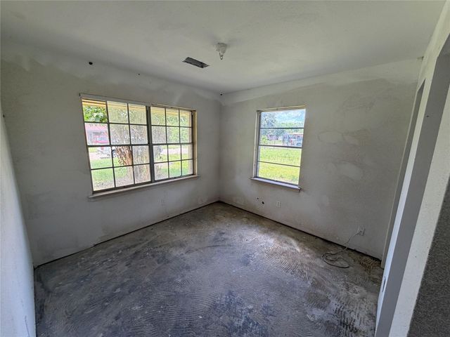 5230 Greylog Drive, Houston, TX 77048