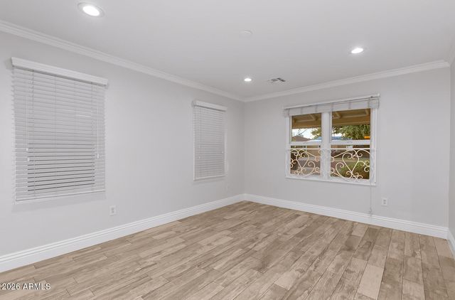 1229 E OREGON Avenue, Phoenix, AZ 85014