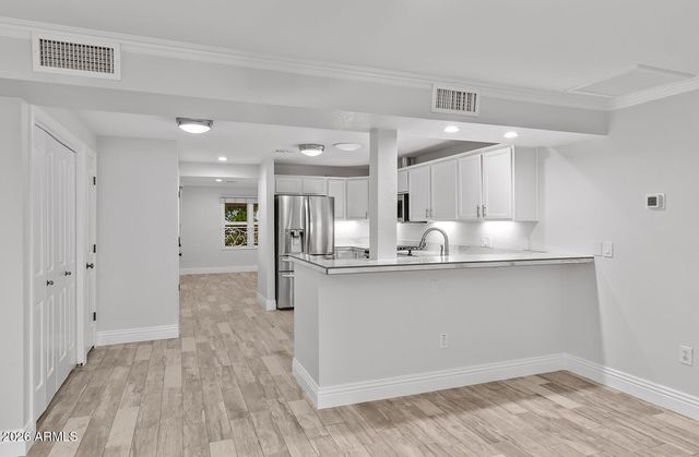 1229 E OREGON Avenue, Phoenix, AZ 85014