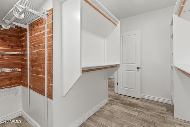 1229 E OREGON Avenue, Phoenix, AZ 85014