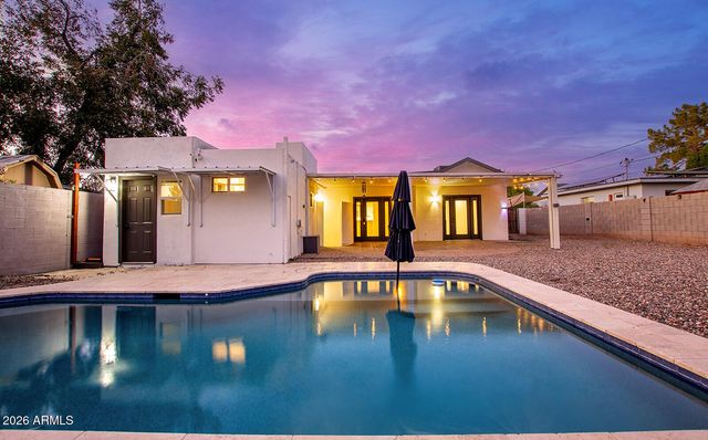 1229 E OREGON Avenue, Phoenix, AZ 85014