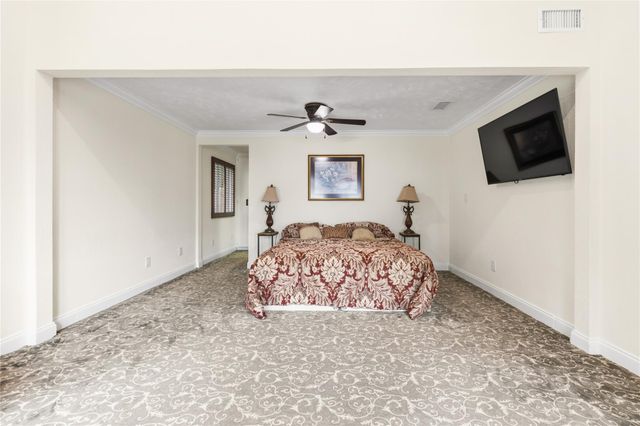 56 Magnolia Drive, Huntsville, TX 77340