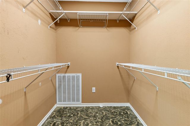 56 Magnolia Drive, Huntsville, TX 77340