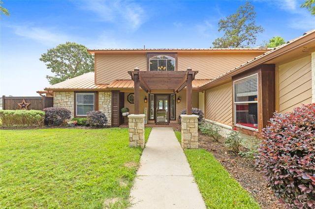 56 Magnolia Drive, Huntsville, TX 77340