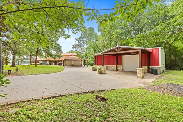 56 Magnolia Drive, Huntsville, TX 77340