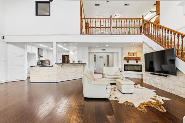 56 Magnolia Drive, Huntsville, TX 77340