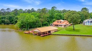 56 Magnolia Drive, Huntsville, TX 77340