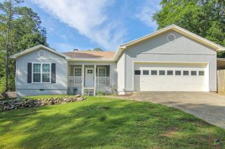 711 Main Street, Byron, GA 31008