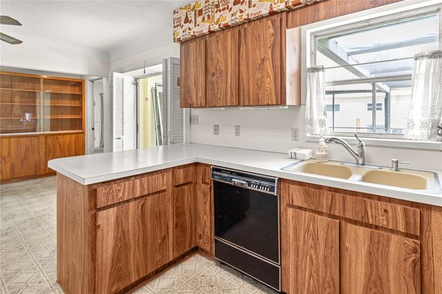 5331 98TH WAY N, St Petersburg, FL 33708