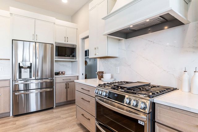 VL Ottogan, Holland Twp, MI 49423