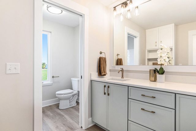 VL Ottogan, Holland Twp, MI 49423