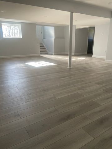 236 Elm St, East Bridgewater, MA 02333